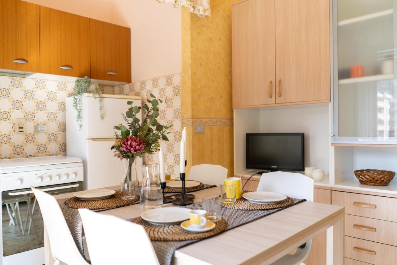 Pietra Ligure Downtown Convenience -Free Parking Apartment Exterior photo