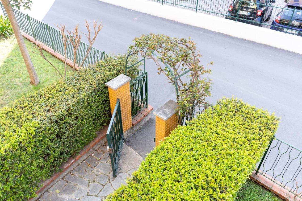 Pietra Ligure Downtown Convenience -Free Parking Apartment Exterior photo